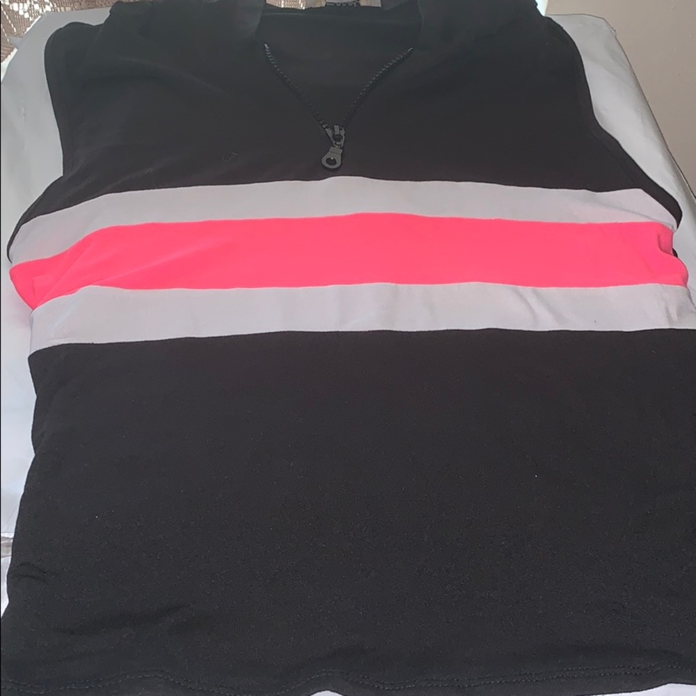 Just used once to tears or rips good condition